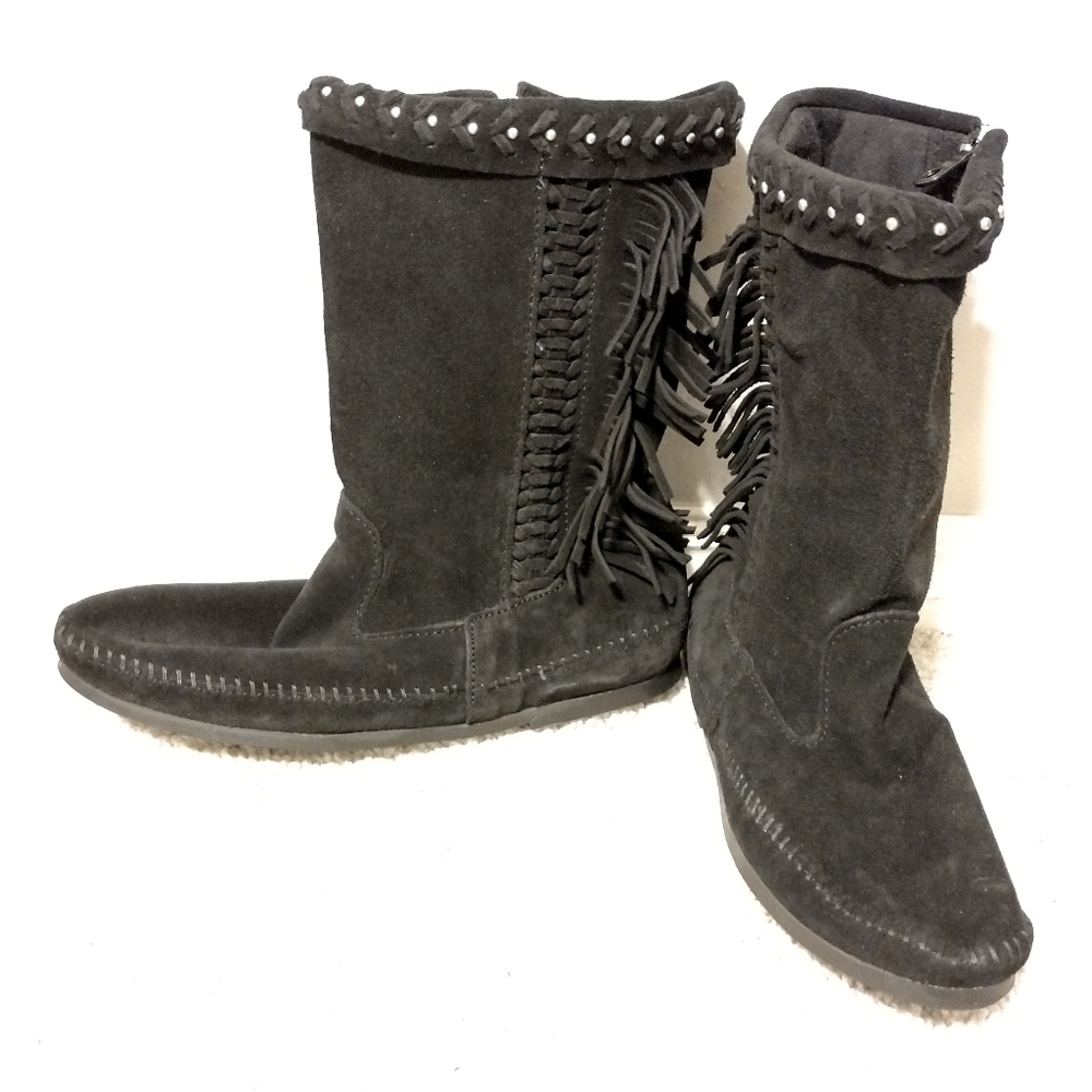 Brand New MINNETONKA Fringe Booties (Black with Studs)